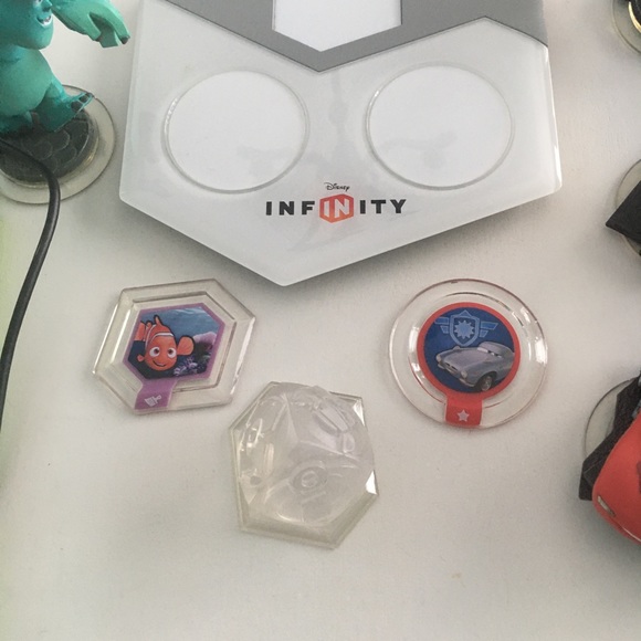 XBox 360 Disney INFINITY Lot - Picture 2 of 5